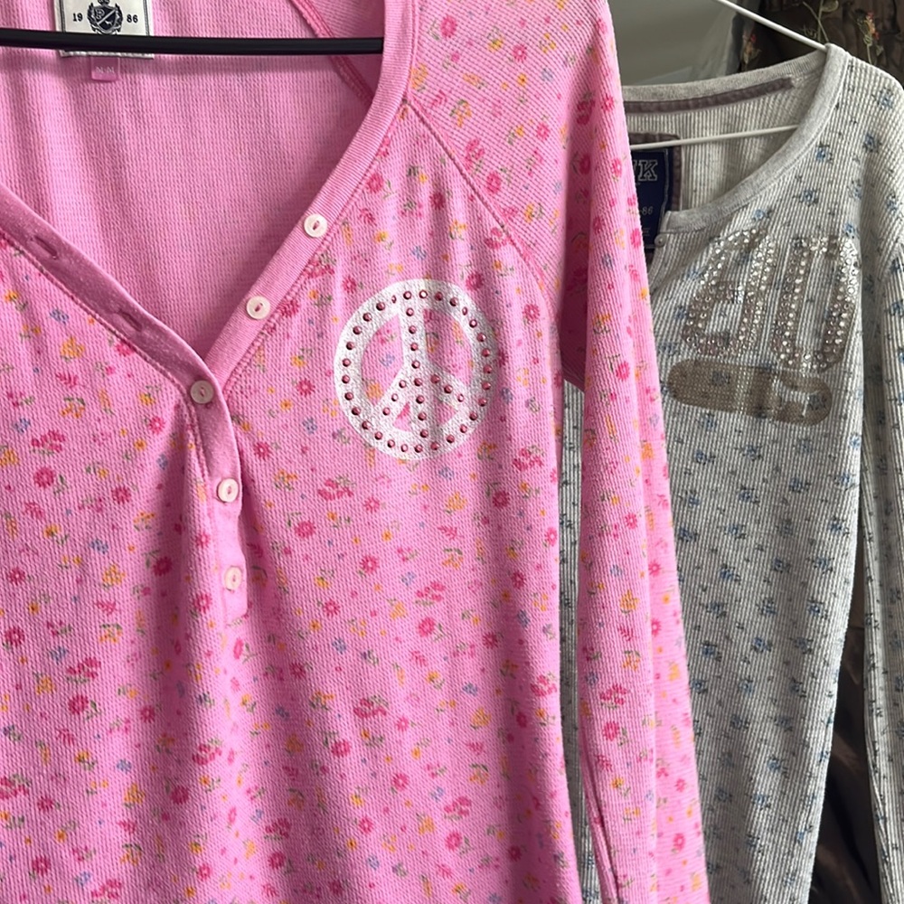 Long sleeved shirt